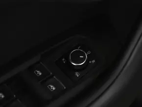 Touareg R-Style V6 TDI thumbnail