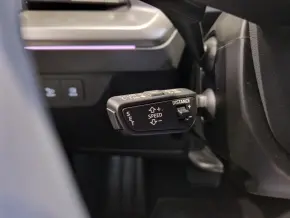 Q4 45 e-tron quattro 210 kW / 286 CP thumbnail