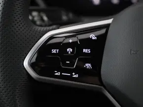 Touareg R-Style V6 TDI thumbnail