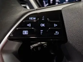 Q4 45 e-tron quattro 210 kW / 286 CP thumbnail