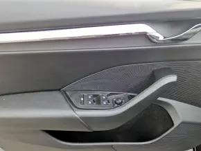 Škoda OCTAVIA COMBI STYLE 2.0 TDI DSG 4x4 thumbnail