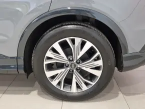 Q4 45 e-tron quattro 210 kW / 286 CP thumbnail