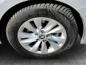 Škoda Octavia Selection 1.5 TSI DSG mHEV thumbnail