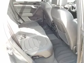 VW Touareg R-Line V6 TDI thumbnail