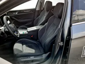 VW Passat Business 1.5 TSI PHEV thumbnail