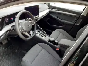 VW Golf Prime 1.5 TSI DSG PHEV thumbnail