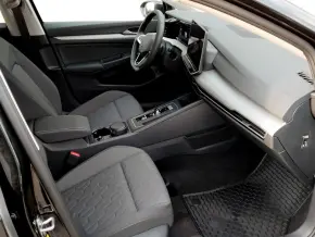 VW Golf Prime 1.5 TSI DSG PHEV thumbnail