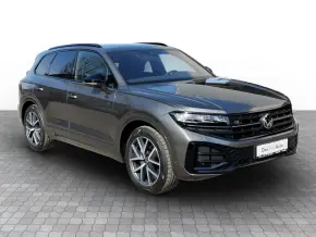 VW Touareg R-Line V6 TDI thumbnail