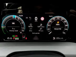 VW Golf Prime 1.5 TSI DSG PHEV thumbnail