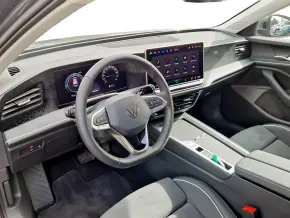 VW Passat Business 1.5 TSI PHEV thumbnail