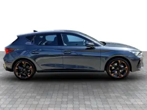 CUPRA Leon 1.5 e-HYBRID DSG thumbnail