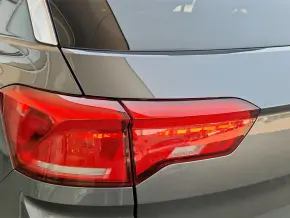 VW T-Roc Design 1.5 TSI thumbnail