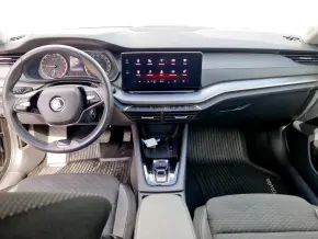 Škoda OCTAVIA AMBITION 2.0 TDI DSG thumbnail
