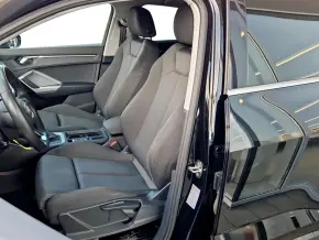 Audi Q3 Sportback 40 TFSI quattro thumbnail