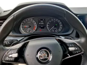 Škoda OCTAVIA AMBITION 2.0 TDI DSG thumbnail