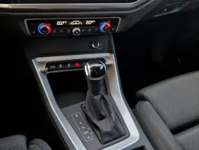 Audi Q3 Sportback 40 TFSI quattro thumbnail