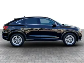 Audi Q3 Sportback 40 TFSI quattro thumbnail