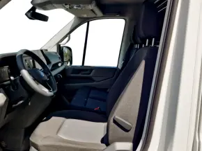 VW Crafter 3.5 Furgon L3H2 FWD 103kW thumbnail