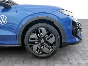 VW Noul T-Roc R-Line 1.5 eTSI DSG TD thumbnail
