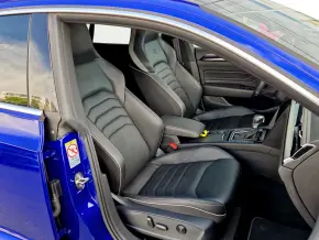 Arteon R-Line eHybrid thumbnail