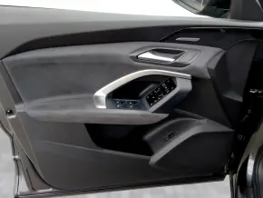Audi Q5 Sportback 40 TDI quattro thumbnail