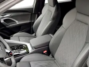 Audi Q5 Sportback 40 TDI quattro thumbnail