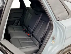 Audi Q3 35 TFSI thumbnail