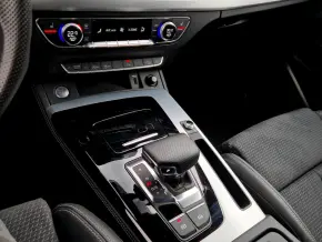 Audi Q5 SB S line 40 TDI quattro thumbnail