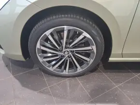 Škoda Superb L&K 2.0 TDI 4x4 DSG thumbnail