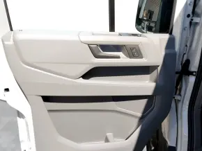 VW Crafter 3.5 Furgon L3H3 FWD 103kW thumbnail