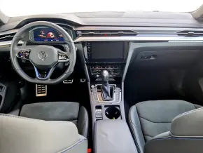 Noul Arteon R 2.0 TSI OPF 4Mot DSG thumbnail