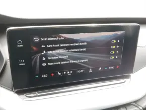Škoda OCTAVIA COMBI AMBITION 2.0 TDI DSG thumbnail