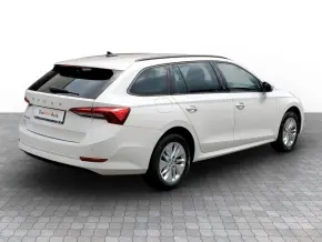 Škoda OCTAVIA COMBI AMBITION 2.0 TDI DSG thumbnail