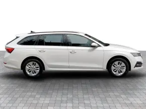 Škoda OCTAVIA COMBI AMBITION 2.0 TDI DSG thumbnail