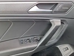VW Tiguan Allsp.R-Line 2,0TDI 4M DSG TD thumbnail