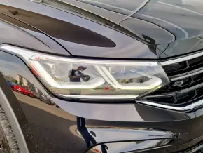 VW Tiguan Allsp.R-Line 2,0TDI 4M DSG TD thumbnail