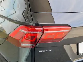 VW Tiguan Allsp.R-Line 2,0TDI 4M DSG TD thumbnail