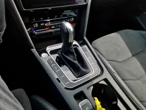 VW Arteon Elegance 2.0 TDI SCR DSG thumbnail