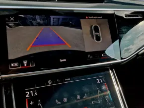 Audi A8 55 TFSI quattro thumbnail