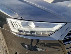 Audi A8 55 TFSI quattro thumbnail