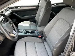 VW Passat Comfortline 2.0 TDI DSG thumbnail