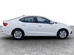 Škoda OCTAVIA AMBITION 1.5 TSI thumbnail