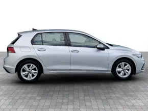 VW Golf Life 1.0 eTSI DSG mild hyb thumbnail