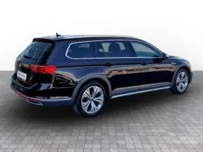 VW Passat Alltrack 2.0 TDI DSG7 4Mot thumbnail