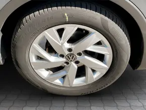 VW Noul Tiguan Life 2,0 TDI SCR DSG 4Mot thumbnail