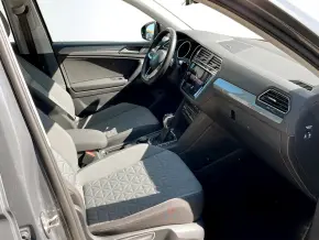 VW Noul Tiguan Life 2,0 TDI SCR DSG 4Mot thumbnail