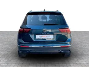 VW Noul Tiguan Life 2,0 TDI SCR DSG 4Mot thumbnail