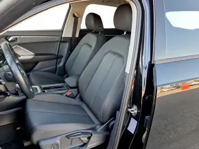 Audi Q3 S Line 40 TFSI quattro thumbnail