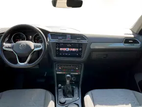 VW Noul Tiguan Life 2,0 TDI SCR DSG 4Mot thumbnail