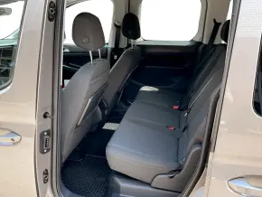 VW Caddy Life 2.0 TDI 90 kW DSG thumbnail